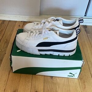 Puma White Sneakers with Black Stripe